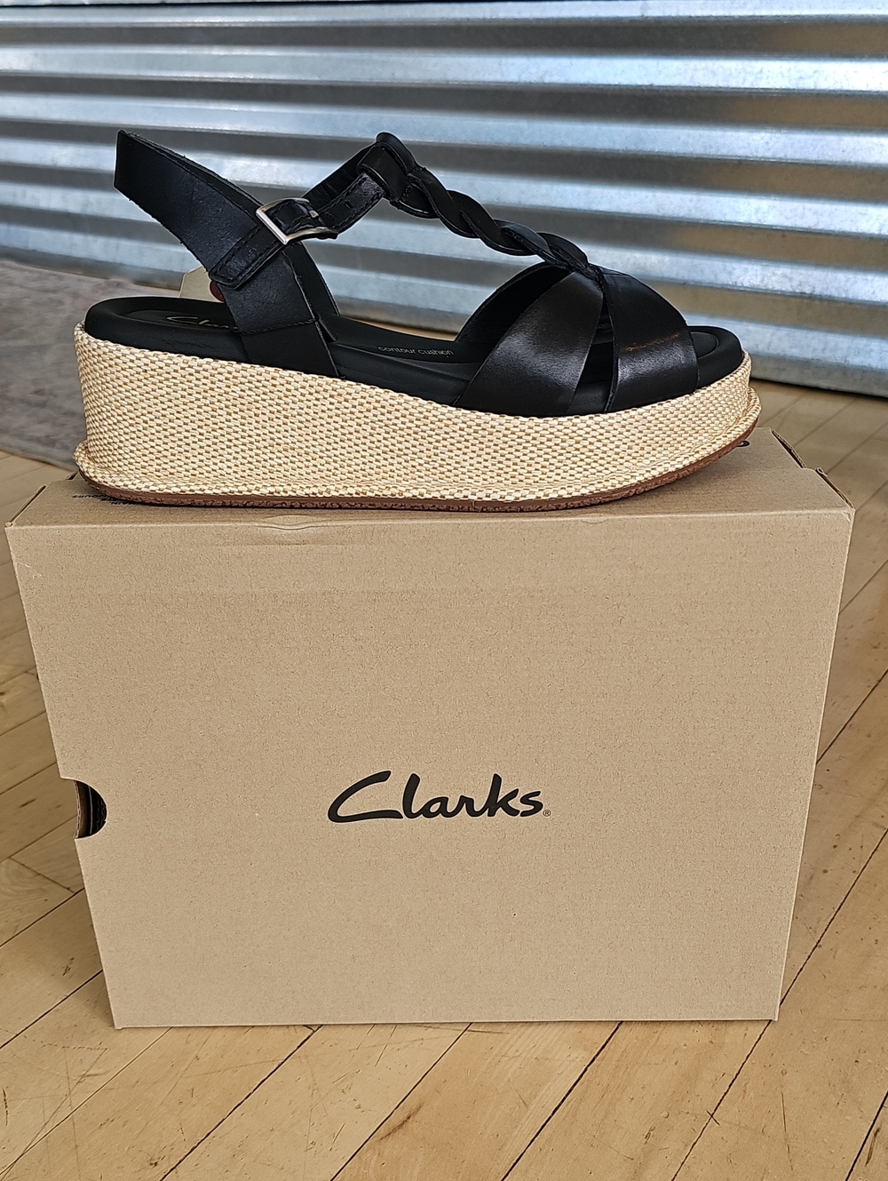 Clarks Black Braided T‑Strap Wedge Leather Sandals Woven Platform NIB